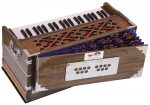Harmonium Pro Grade By Kaayna Musicals, 11 Stop- 6 Main & 5 Drone, 3&frac12; Octaves, Dark Oak Finish, Flower Bellow, Coupler, Gig Bag &ndash; 440 Hz - Image 10