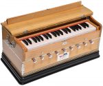 Harmonium Pro Grade By Kaayna Musicals, 9 Stops- 5 Main, 4 Drone, 3&frac12; Octaves, Teak Colour, Coupler, Gig Bag &ndash; 440 Hz - Image 3