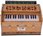 OM Harmonium Mini Magic By Kaayna Musicals, 4 Stop- 2 Main & 2 Drone, 2&frac34; Octave, Teak Colour, Gig Bag , Bass/Male- 440 Hz - Image 5