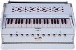 Harmonium White Pro Grade By Kaayna Musicals, 11 Stops- 6 Main & 5 Drone, 3½ Octaves, Coupler, Gig Bag, Bass/Male Reed Tuned- 440 Hz - Image 8